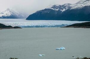 perito meerno gletsjer, los gletsjers nationaal park, de kerstman cruz provincie, Patagonië Argentinië. foto