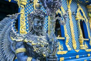 rong sua tien tempel of blauw tempel in Chiang rai provincie, Thailand foto