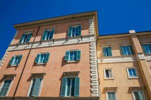 mooi architectuur van de antiek gebouwen Bij Rome stad centrum foto