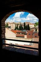 visie van de mooi Salamanca oud stad in een zonnig vroeg voorjaar dag foto