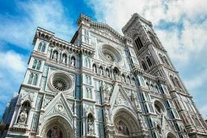 de Giotto campanile en Florence kathedraal gewijd in 1436 foto