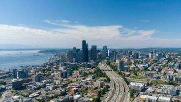 antenne visie van de Seattle, wa horizon in juni foto