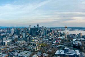 Seattle, Washington horizon Bij zonsondergang foto