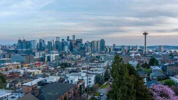 Seattle, Washington horizon Bij zonsondergang foto