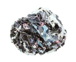 ongepolijst gneis rots met Kristallen geïsoleerd foto
