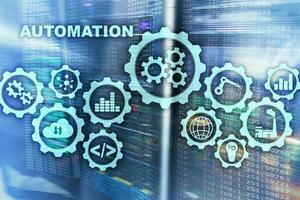 automatisering productiviteitsverhoging concept. technologieproces op de achtergrond van een serverruimte foto