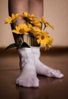 bloemen in sokken zomer geluk foto