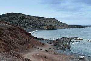 landschap in tropisch vulkanisch kanarie eilanden, lanzarote, Spanje. foto