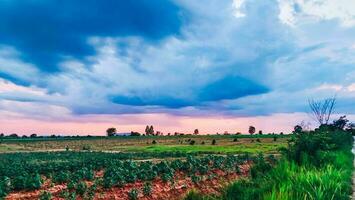 mooi lucht helder blauw wolken in Thailand foto