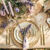 bruiloft tafellandschap, elegant formeel avondeten tafel instelling, tafel scape met lavendel decoratie voor vakantie partij evenement viering, generatief ai foto