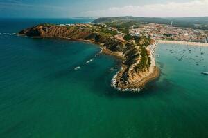 antenne dar visie van oriëntatiepunten Bij sao martinho Doen porto omgeving de iconisch natuurlijk baai foto