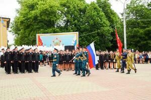 feestelijk optocht Aan mei 9 in slavjansk aan de Koeban, in eer van zege dag in de Super goed patriottisch oorlog. foto