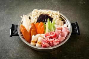 sukiyaki of shabu hot pot in Koreaanse stijl foto