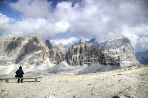 visie Aan de berg groep van de tofaan dolomieten Italië foto