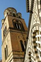 de kerk in amalfi Napels Italië foto