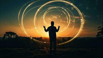 Mens s hand- Holding een cirkel online netwerken futuristische technologie concept Bij zonsondergang foto