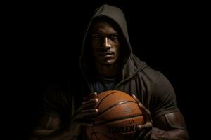 basketbal speler Aan donker foto