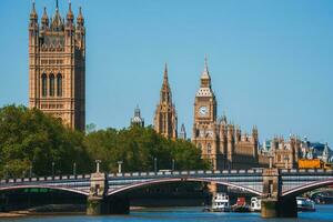 groot ben en Westminster brug in Londen foto