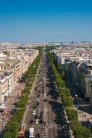 antenne visie van kampioenen elysees en boog de triomphe, Parijs foto