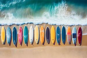 antenne top visie van surfen bord Aan de zee strand, ai genereren foto