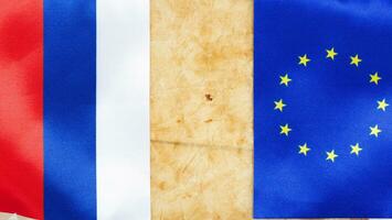 de Europese unie en de Russisch vlag foto