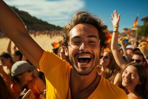 Colombiaanse strand voetbal fans vieren een zege foto