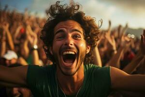 Portugees strand voetbal fans vieren een zege foto