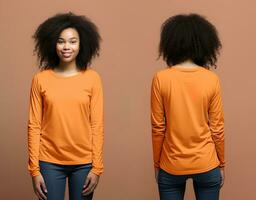 vrouw vervelend een oranje t-shirt met lang mouwen. voorkant en terug visie. ai gegenereerd foto