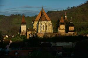 biertan een heel mooi middeleeuws dorp in Transsylvanië, Roemenië. een historisch stad- in Roemenië dat heeft bewaard gebleven de frankisch en gotisch bouwkundig stijl. reizen foto. foto