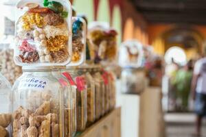traditioneel snoepjes portaal in Cartagena de india's foto