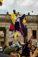 bogotá, Colombia, 16 augustus 2023. maart vragen voor gustav petroleum afzetting. vredig protest maart in Bogota Colombia tegen de regering van gustav petroleum gebeld la marcha de la burgemeester. foto