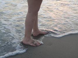 achtergrond voor vakantieadvertenties op strandlocaties met tropisch weer foto