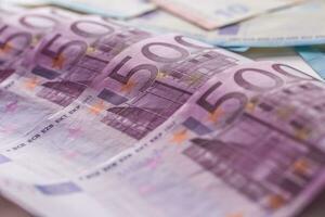 detailopname vijf honderd euro bankbiljetten geld en valuta foto