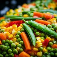 bevroren groenten Aan wit achtergrond tafel foto