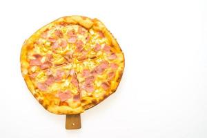 hawaiiaanse pizza op houten dienblad foto