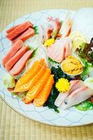 rauw en vers sashimi visvlees foto