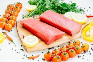 rauw vlees van tonijnfilet
