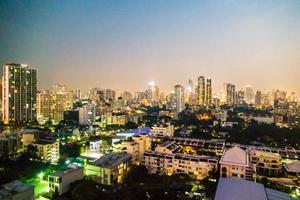 de skyline van de stad van bangkok foto