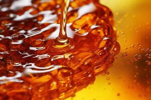 macro gedetailleerd gouden honing. vloeistof kleverig textuur. honing stromen van de honingraat. ai gegenereerd foto