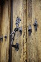 middeleeuwse houten deur