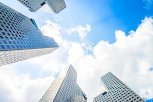 wolkenkrabber gebouw in singapore foto