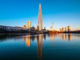 lotte wereld toren in seoul, zuid-korea foto