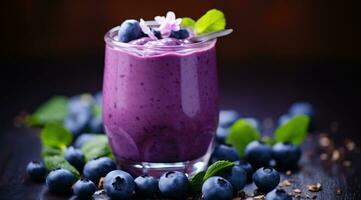 bosbes smoothie selectief focus ontgiften eetpatroon voedsel vegetarisch voedsel gezond aan het eten concept. foto