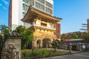 Donghe klokkentoren van soto zen daihonzai tempel in taipei, taiwan foto