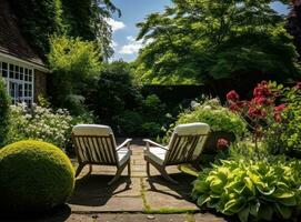 een elegant tuin naar kom tot rust in de zomer foto