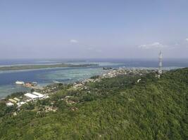 antenne visie van woon- gebieden in karimunjawa eilanden, jepara, Indonesië. foto