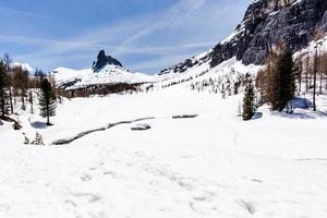 dolomieten van cortina d'ampezzo in de bovenste vallei del boite belluno italië foto