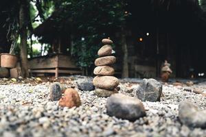 steen stapelen natuurlijke alternatieve behandeling