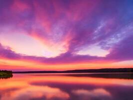 panorama van mooi zonsopkomst over- meer foto