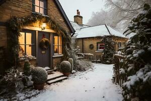 mooi land huisje versierd voor Kerstmis Aan een besneeuwd winter dag, vakantie en viering, nabewerkt, generatief ai foto